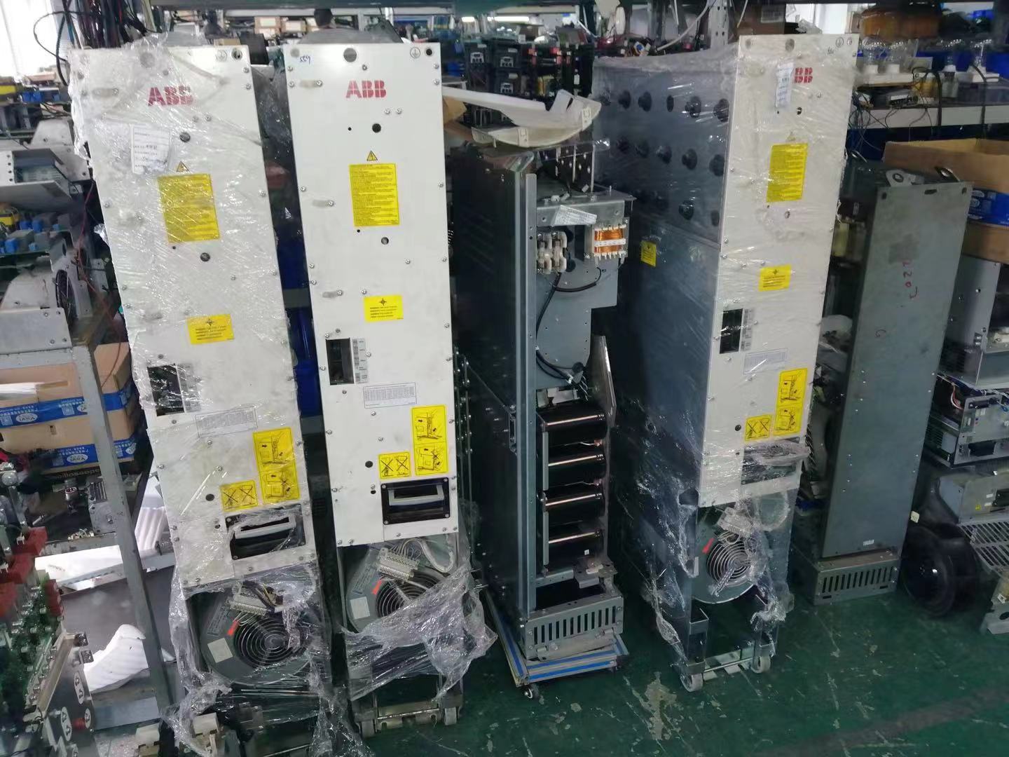 專業(yè)維修團(tuán)隊(duì)